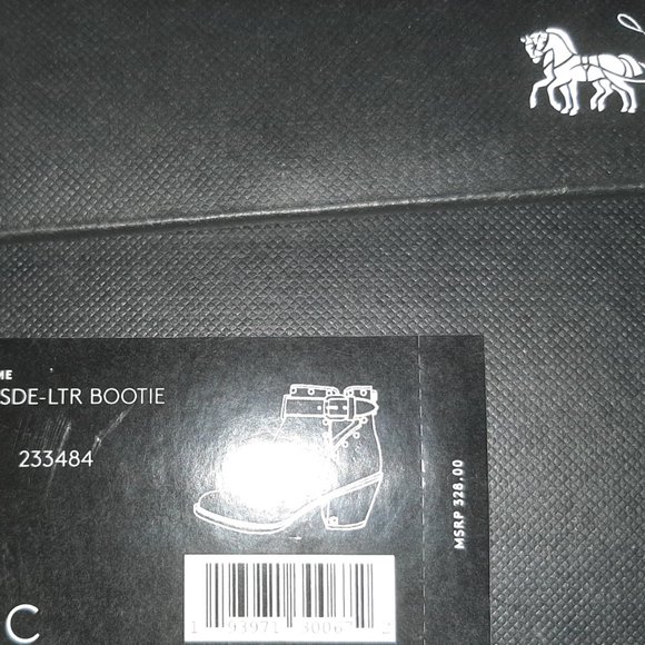 New in box coach Petra black suede studded bootie 9.5 - Picture 5 of 5